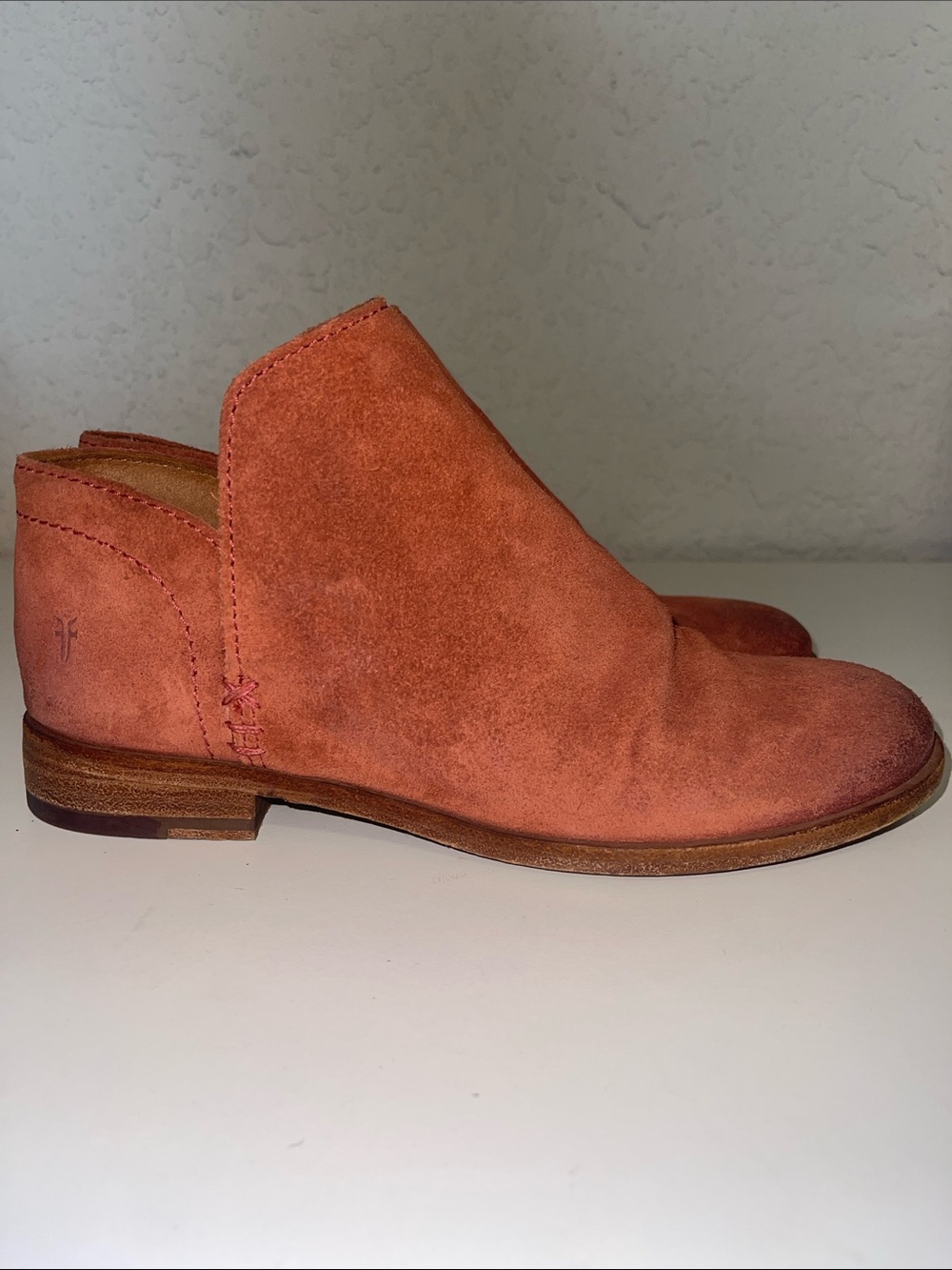 FRYE ankle suede boots size 7 Clay color
